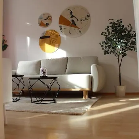 Aldstadt 2,5 Modern Elite Location Balcony *