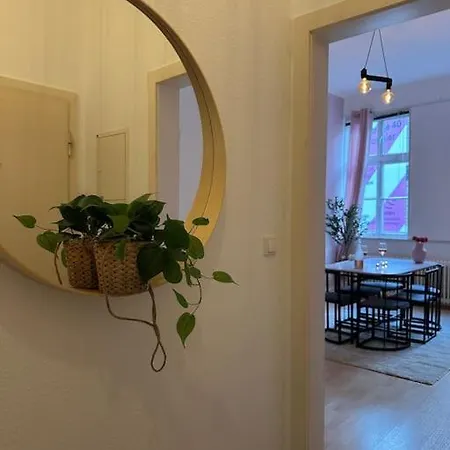 Aldstadt 2,5 Modern Elite Location Balcony 아파트